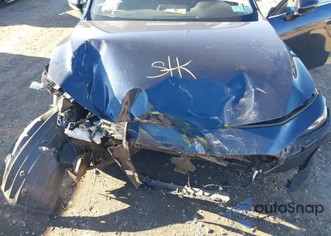 2020 Mazda Mazda3 z USA, uszkodzony, nr VIN JM1BPBLM7L1160065